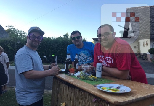 Karibische Nacht in der Schmißberger Dorfmitte Juli 2022 20.JPG