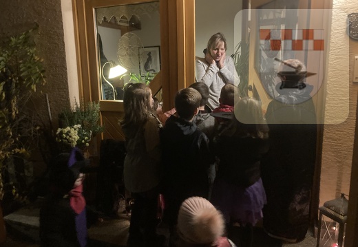 Halloween-Basteln im Gemeinschaftshaus Oktober 2022