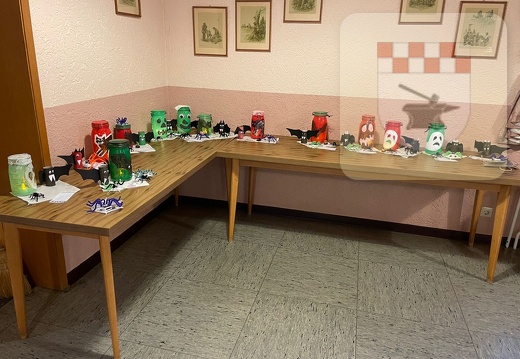 Halloween-Basteln im Gemeinschaftshaus Oktober 2022