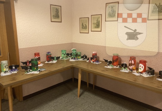 Halloween-Basteln im Gemeinschaftshaus Oktober 2022