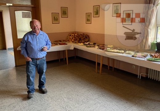 Klaus Loose eröffnet das Maifrühstück 2023.jpg